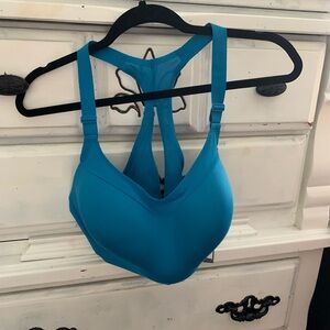 Victoria's Secret Vibrant Blue Sports Bra NWT